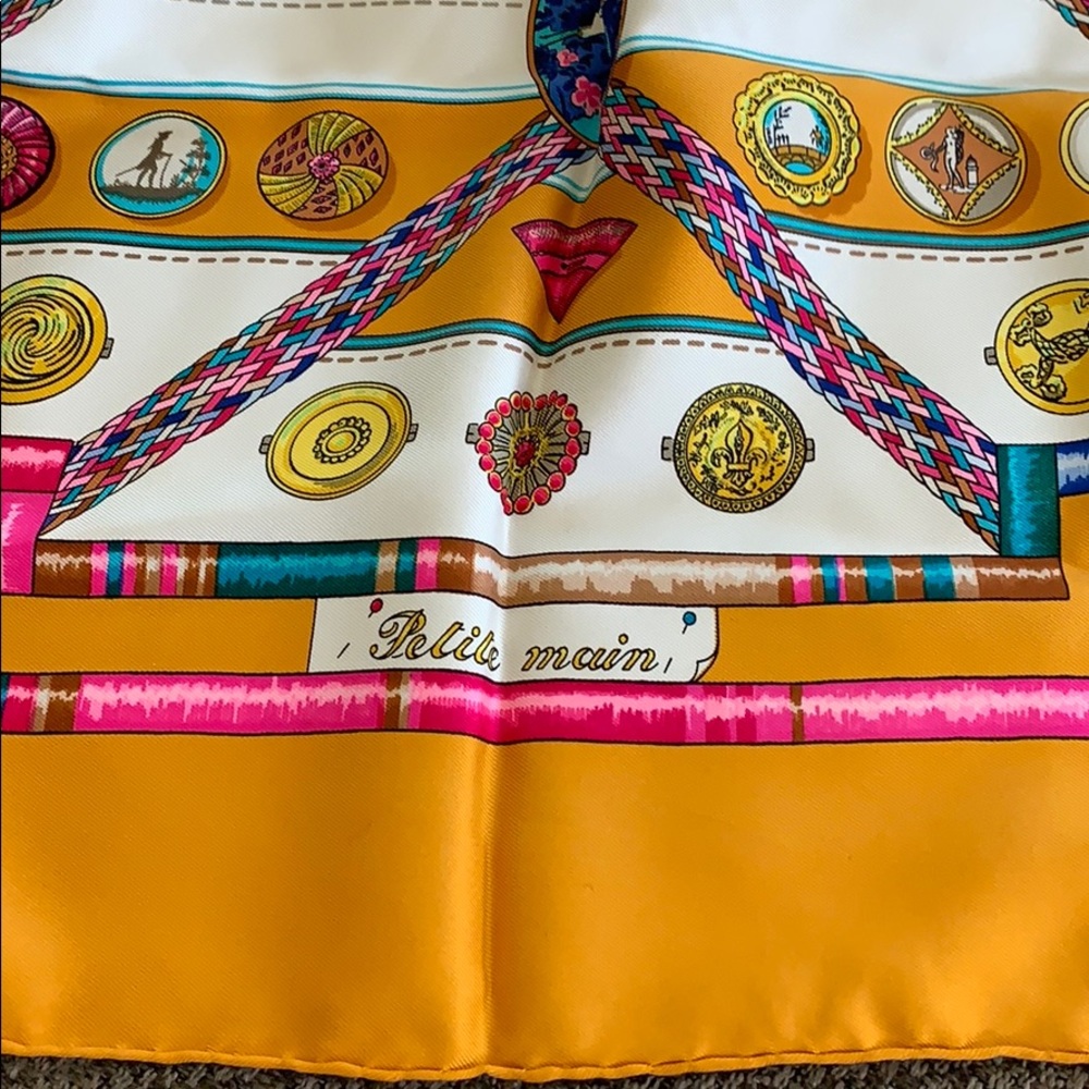 Authentic Hermès 2003 Petit Main Latham Scarf - Picture 4 of 6